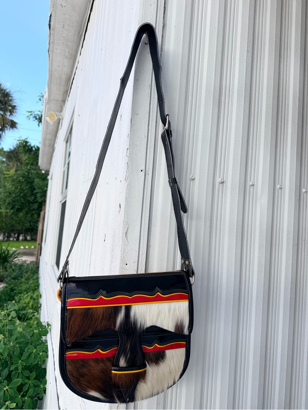 Vintage Handmade Leather Cowhide Hair-On Hide Crossbody Bag Columbia 29โ Carriel